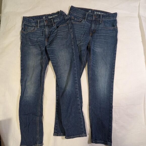 Bundle of 2 Gap Kids size 12 easy taper Blue Jeans - Picture 1 of 4